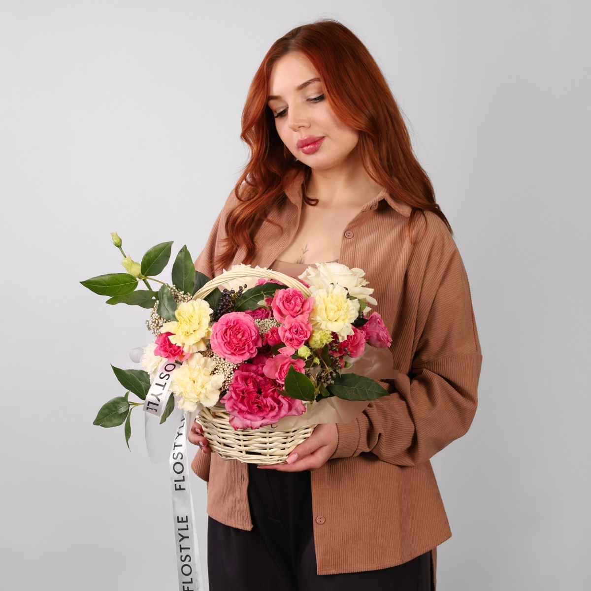 yarkaya korzina cvetov 5-5